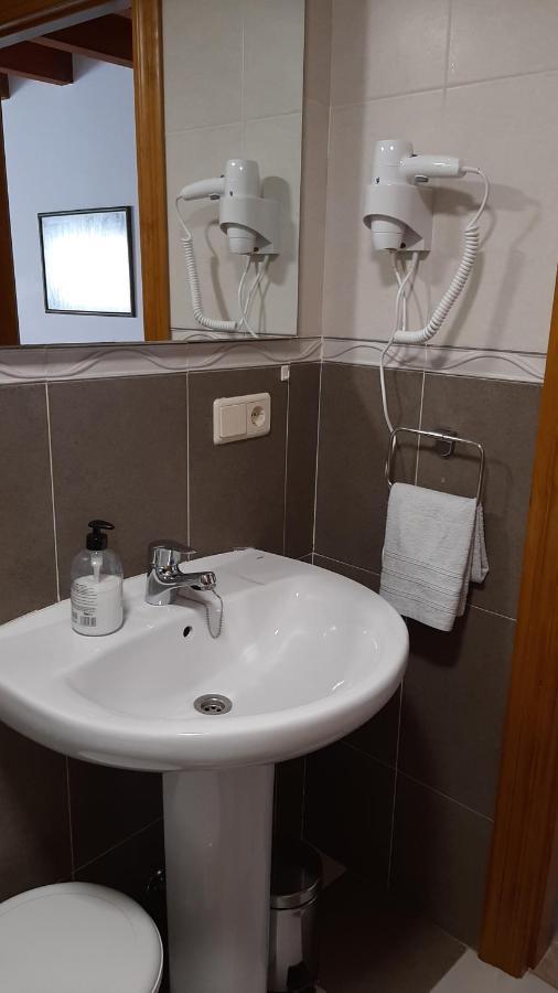 El Puentin Del Sella Con Wifi Y Parking Gratuito Apartment Cangas de Onis Luaran gambar