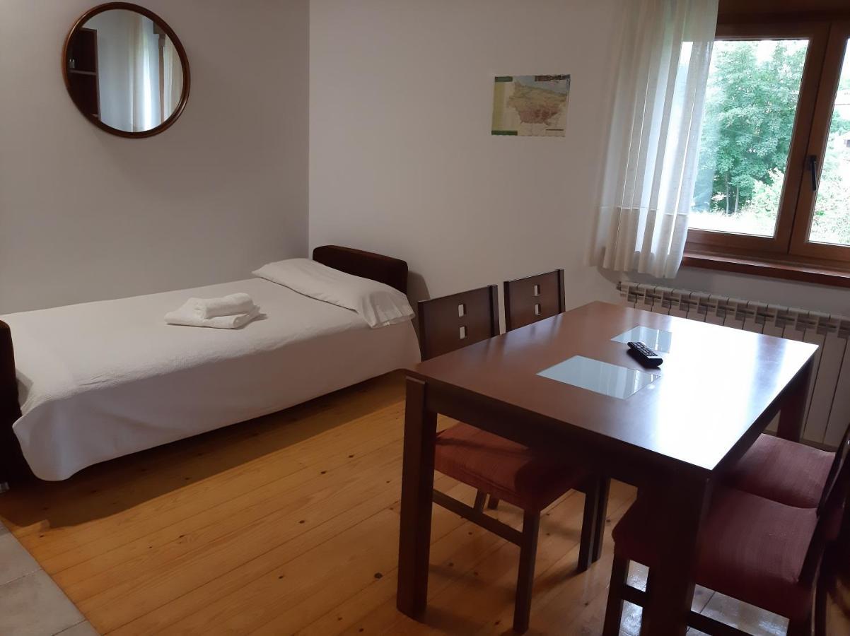 El Puentin Del Sella Con Wifi Y Parking Gratuito Apartment Cangas de Onis Luaran gambar