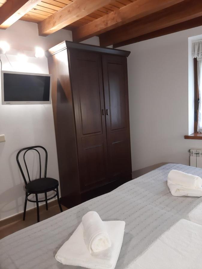 El Puentin Del Sella Con Wifi Y Parking Gratuito Apartment Cangas de Onis Luaran gambar